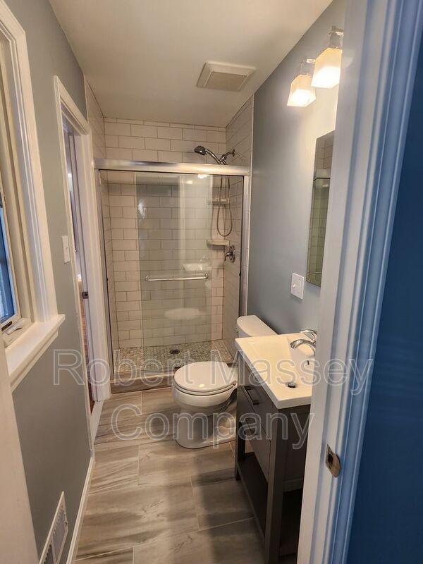 Foto del edificio - 2428 Merriwood Dr