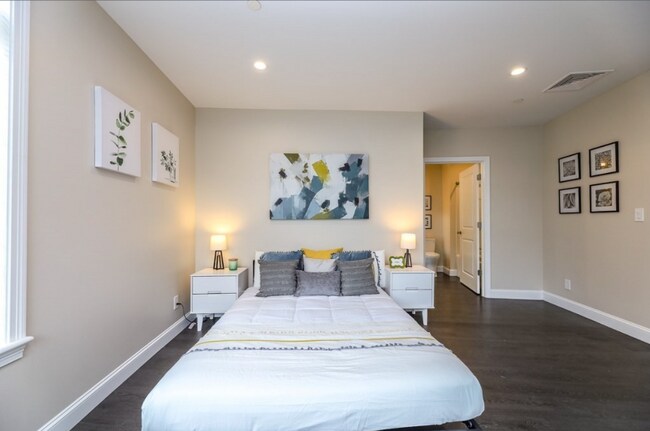 Foto del edificio - 4945 Washington St