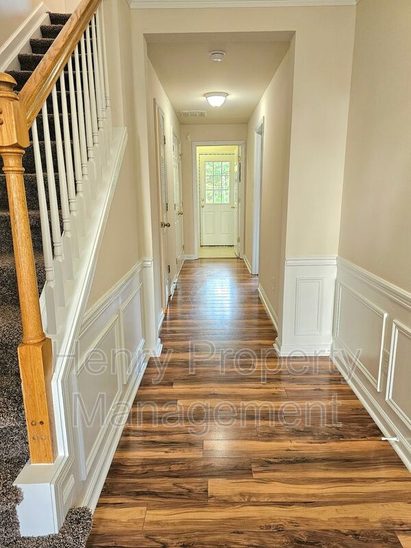 Building Photo - 417 Ruby Walk Dr