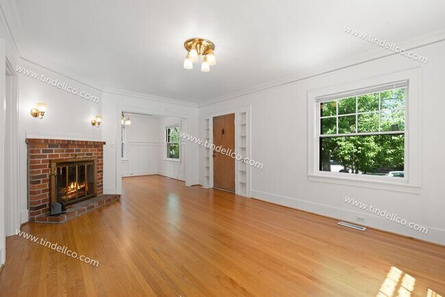 Foto del edificio - Charming Hosford-Abernethy Craftsman – 3 Bedroom Home w/ Fenced Yard - Pets Welcome!