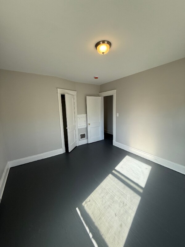 Building Photo - 13710 Caine Ave