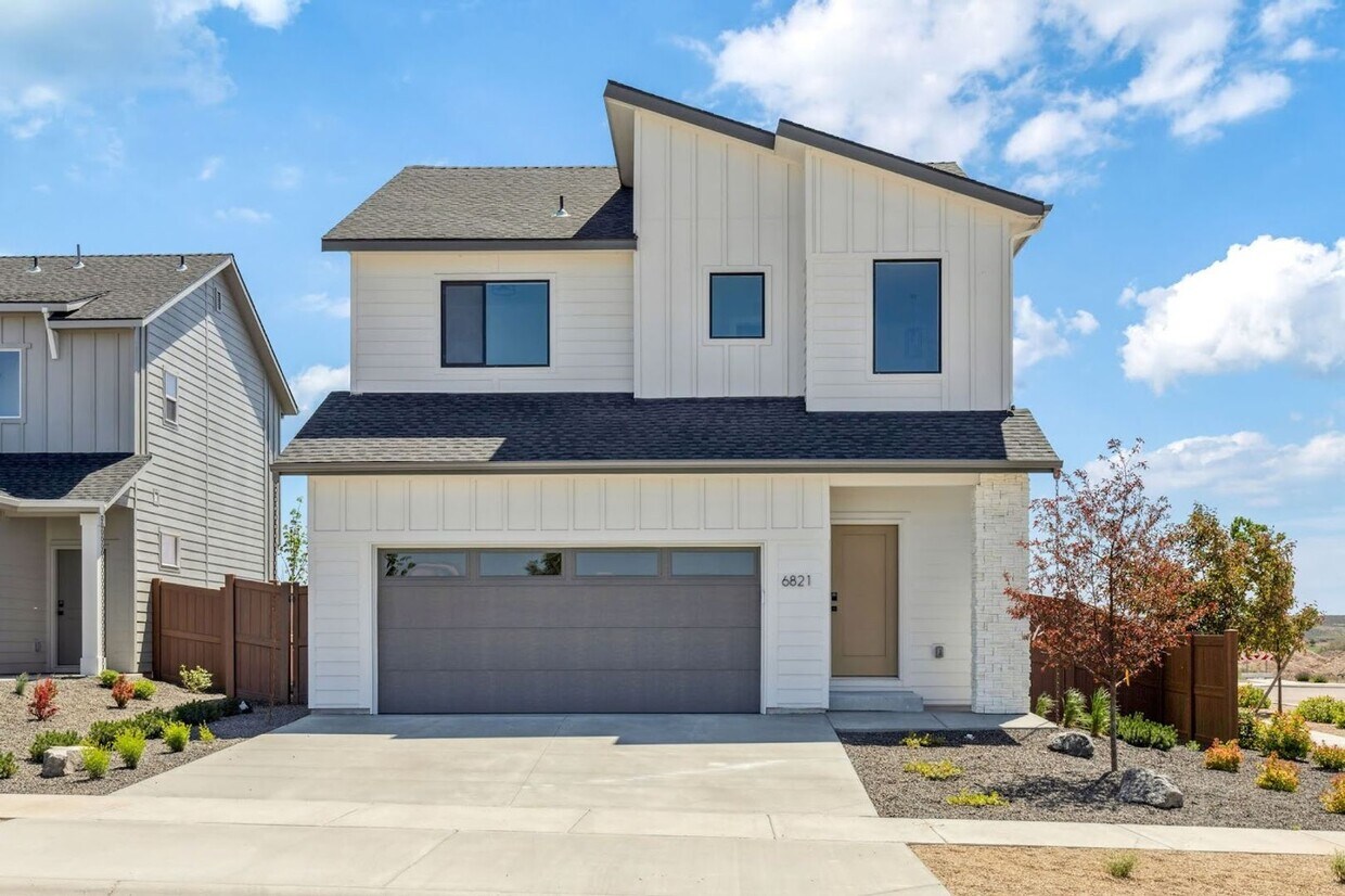 Foto principal - Brand New Home In Boise!