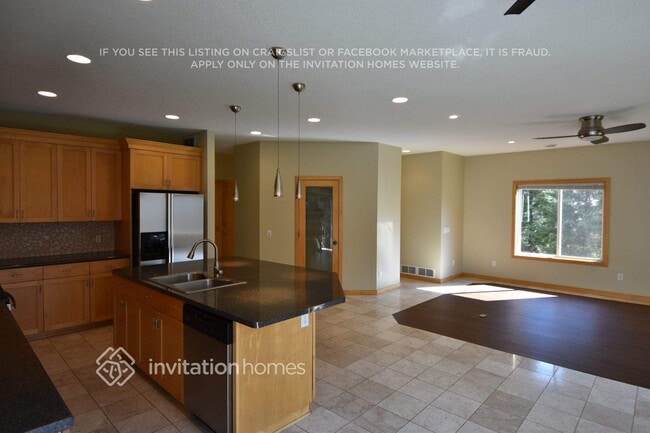 Foto del edificio - 12620 Avocet St NW