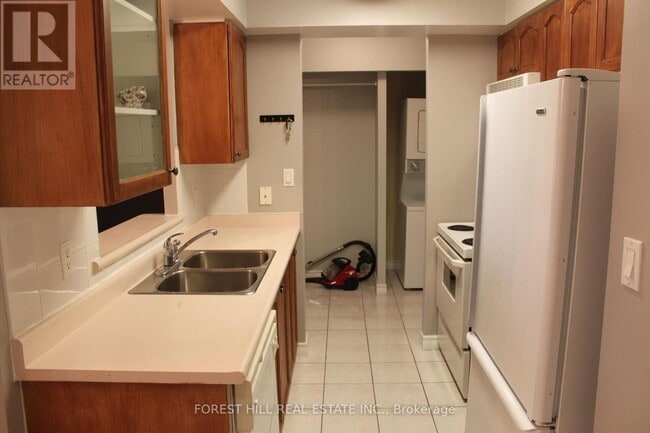 Building Photo - 88 Grandview Way