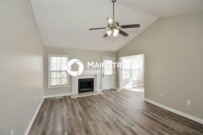 Foto del edificio - 4 Bedroom Pet-Friendly Home in VILLA RICA,...