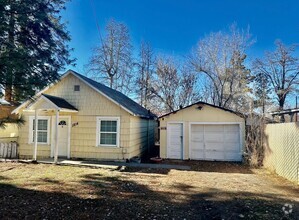 Building Photo - 1814 Ivory St