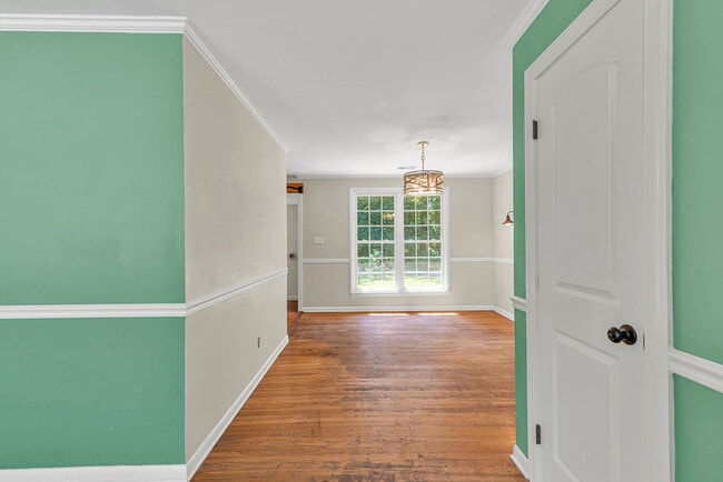 Foto del edificio - 707 Christine Ave