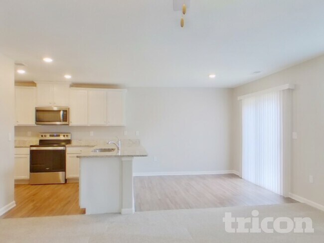 Foto del edificio - 9309 Creedmore Hills Dr