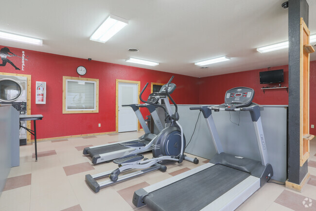 Fitness Center - Lake Land Living