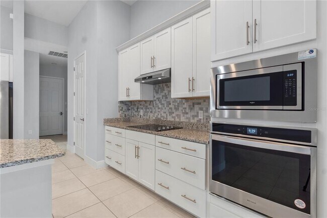 Foto del edificio - 2320 Symphony Cir