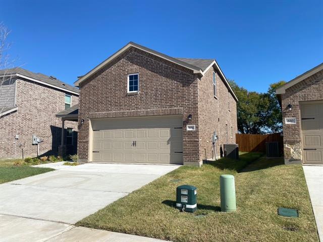 Building Photo - 608 Grenada Lk Dr