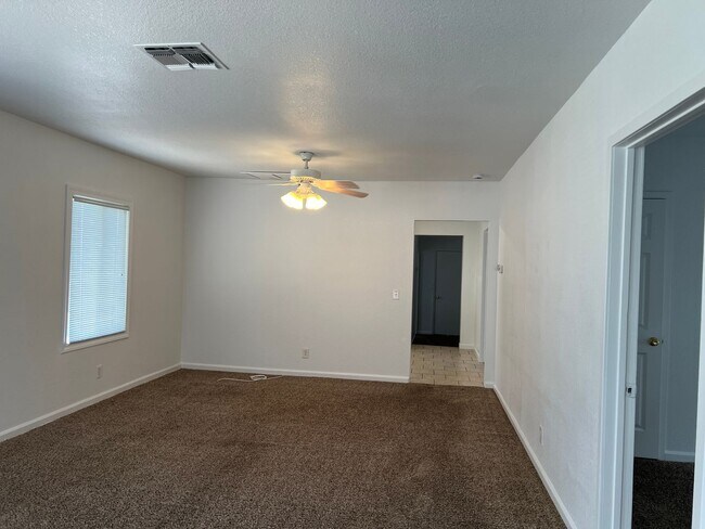 Foto del edificio - Available now! El Camino & Colfax - 2 bedr...