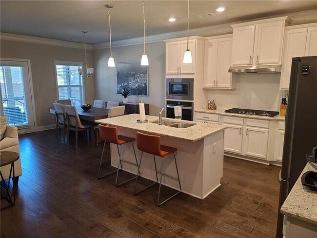 Foto del edificio - 228 Dorothy Ln