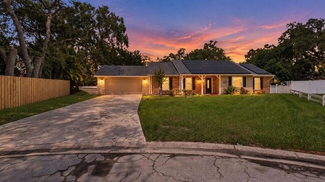 Photo - 5304 Rosecrest Circle House