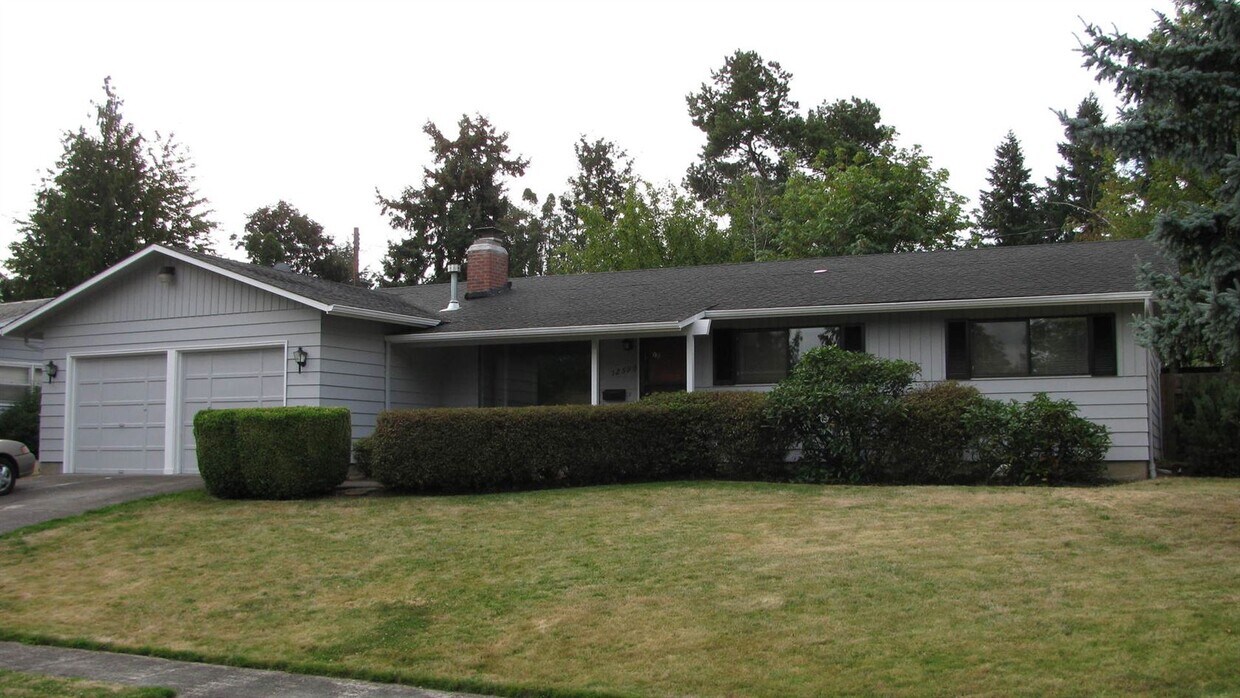 Primary Photo - 3 br, 2 bath House - 12590 SW Bowmont St