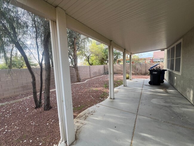 Building Photo - NLV Single Story - 4 Bdm