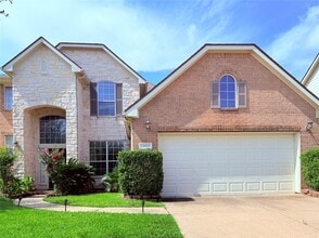 Building Photo - 13907 Normandy Ct