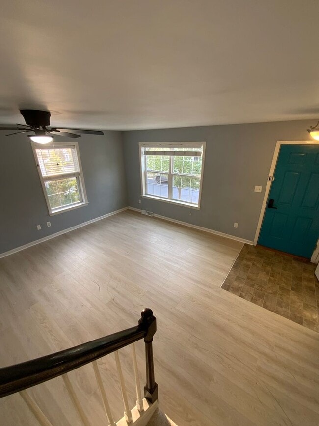 Building Photo - 282 Steepbank Road