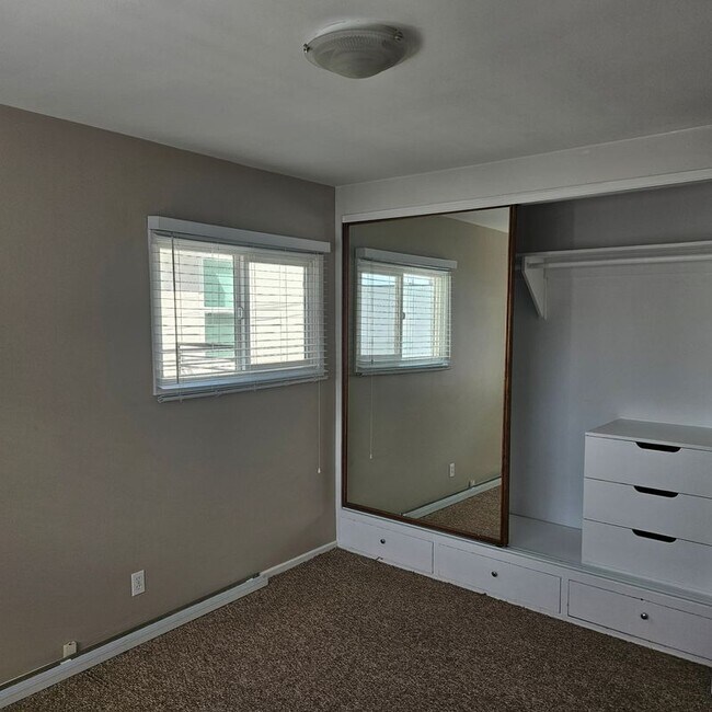 Foto del edificio - 518 Palm Dr