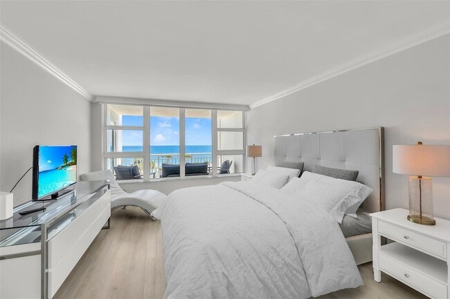 Building Photo - 1620 S Ocean Blvd