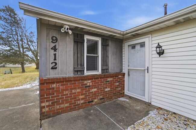 Foto del edificio - 9412 Vista Park Dr