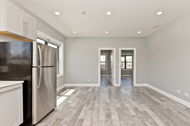 Foto del edificio - 3813 N Cicero Ave