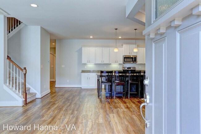 Foto del edificio - 3 br, 2.5 bath House - 408 Lewis Burwell P...