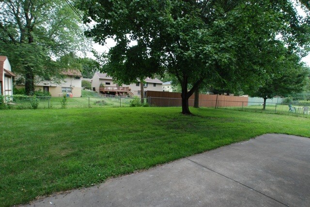 Foto del edificio - 5071 Sunnyside Rd