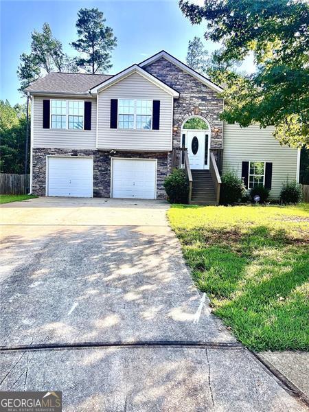 Building Photo - 215 Shadowbrook Dr