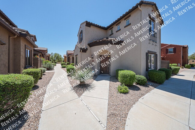 Building Photo - 3625 E Zachary Dr