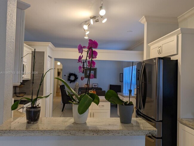 Foto del edificio - 4153 Sapphire Terrace