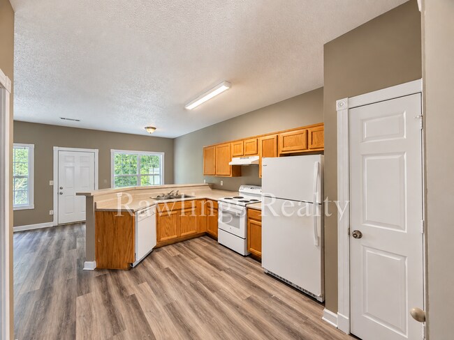 Building Photo - 219 Timber Wolf Trail