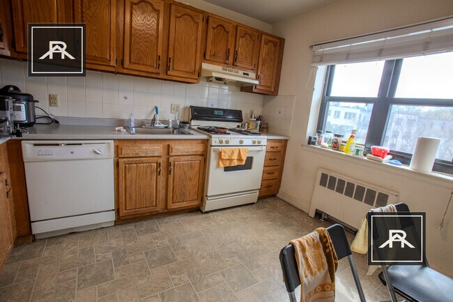 Foto del edificio - 34A Harvard Ave. Unit 5