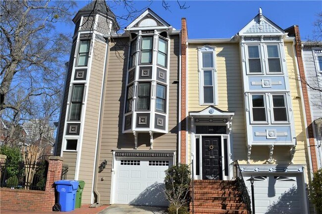 Building Photo - 200 6th St NE