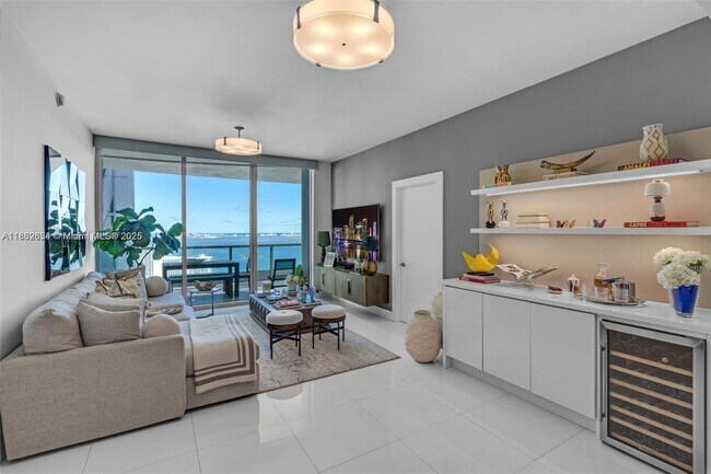 Foto del edificio - 900 Biscayne Blvd