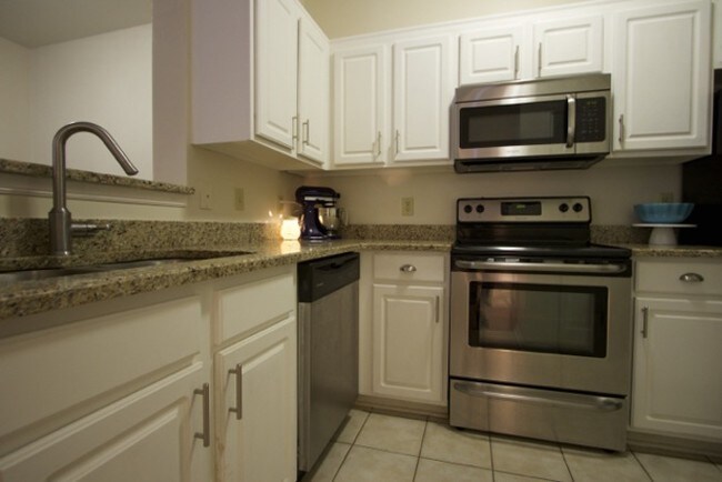 Foto del edificio - 1600 Long Grove Dr