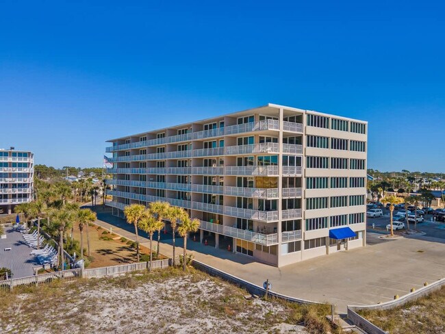 Building Photo - 7205 Thomas Dr
