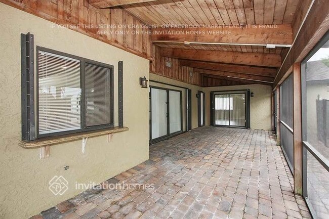 Foto del edificio - 9861 NW 10th St