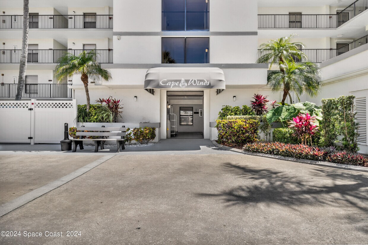 7400 Ridgewood Ave Unit 210, Cape Canaveral, FL 32920 Condo for Rent