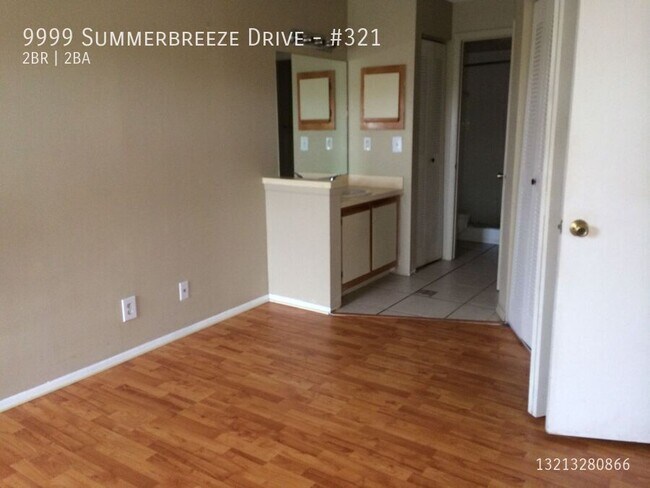 Foto del edificio - 9999 Summerbreeze Dr