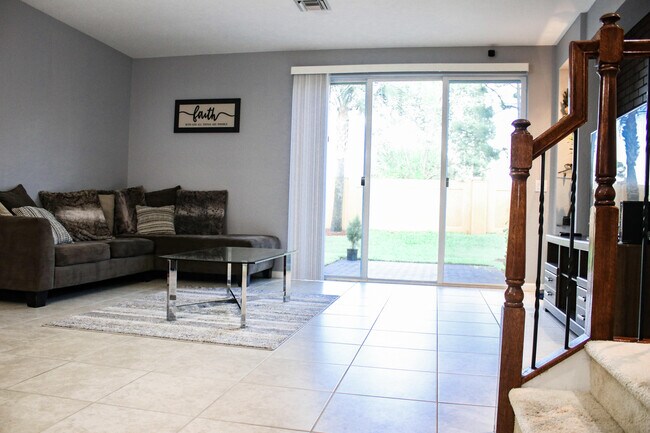 Building Photo - 5813 Monterra Club Dr