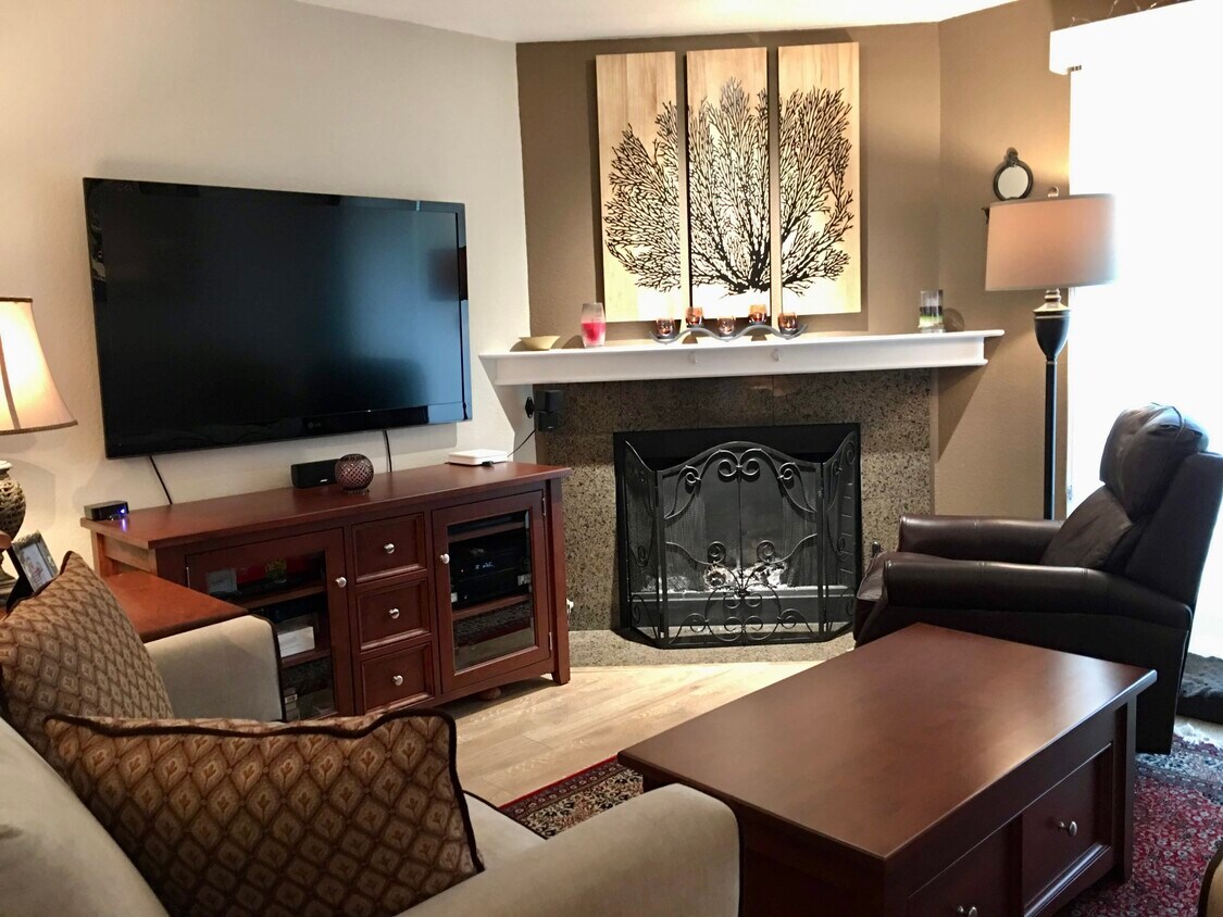 718 Kirkland Cir Unit B102, Kirkland, WA 98033 Condo for Rent in