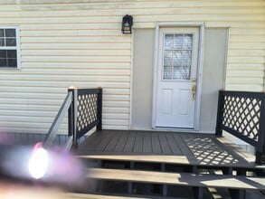 Building Photo - 13230 MS-26