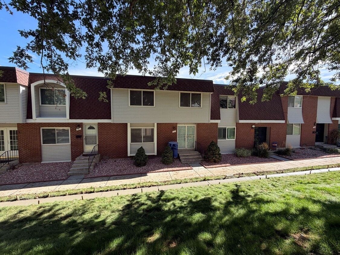 Photo - 529 S Xenon Court