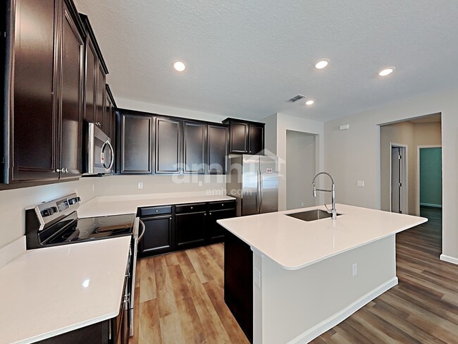 Building Photo - 119 Stone Arbor Ln