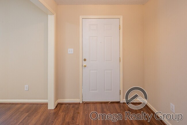 Foto del edificio - 1934 Live Oak Trace
