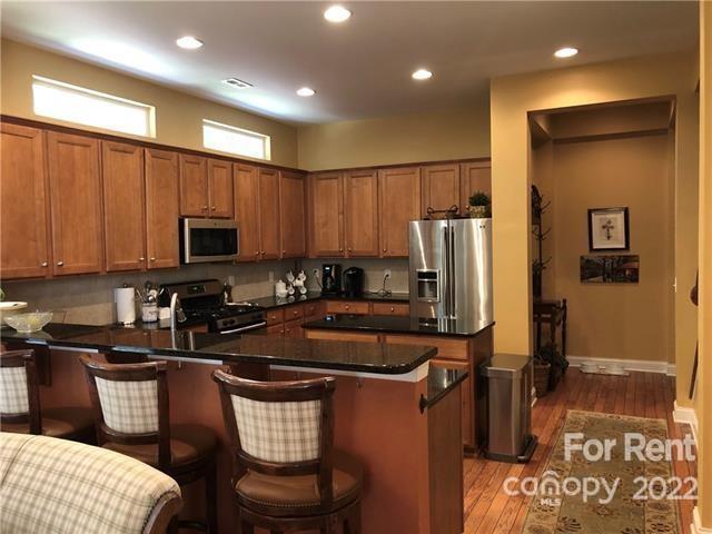 Foto del edificio - 14027 Grand Traverse Dr