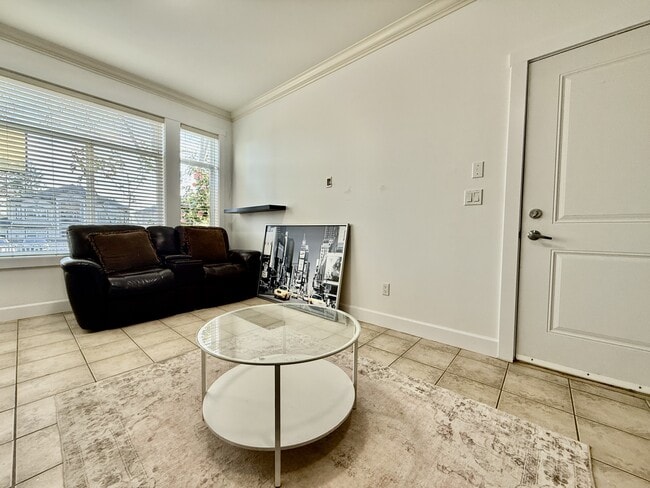 Building Photo - 13275-13290 90 Ave