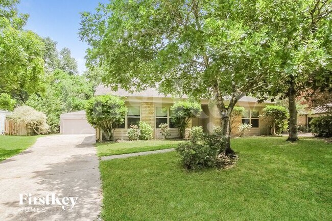 Foto del edificio - 3922 Maple Heights Dr
