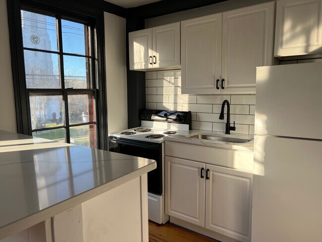 Building Photo - 883 Worthington Rdg